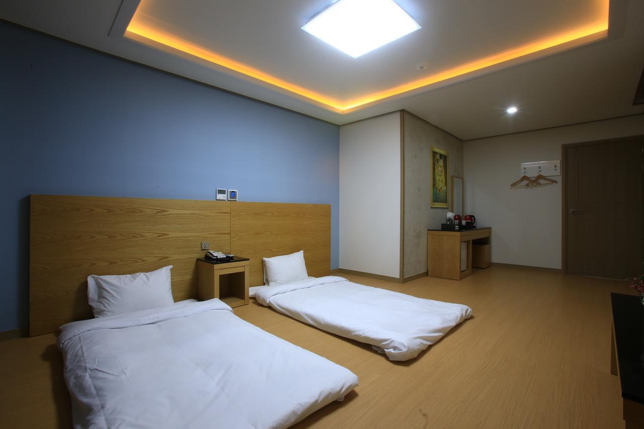 Jeju Line Hotel Екстериор снимка
